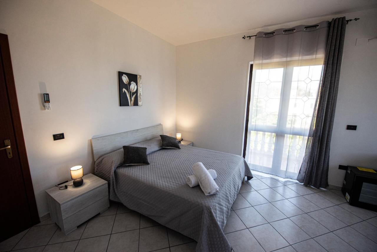 B&B Esterita Паргелия Екстериор снимка