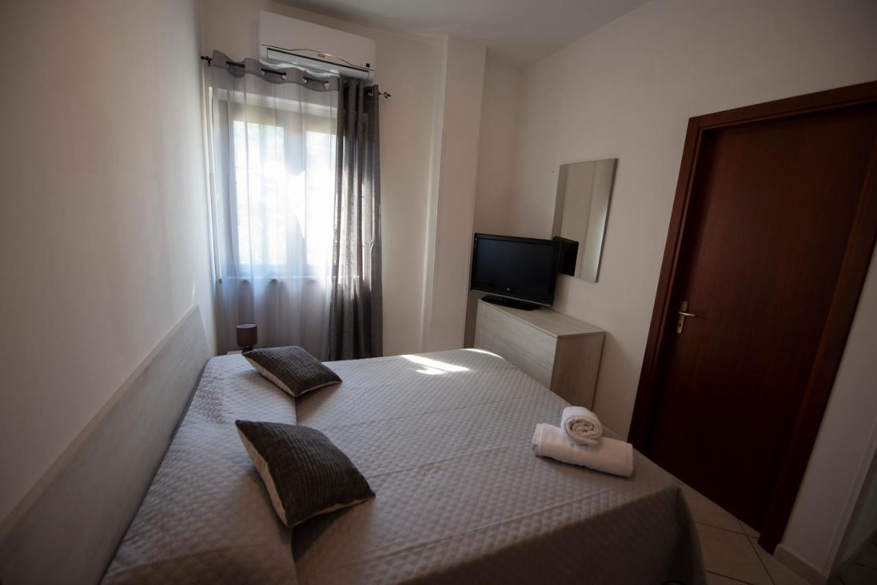 B&B Esterita Паргелия Екстериор снимка