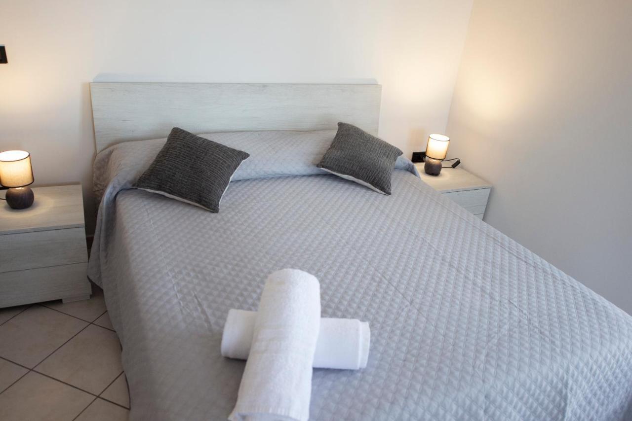 B&B Esterita Паргелия Екстериор снимка