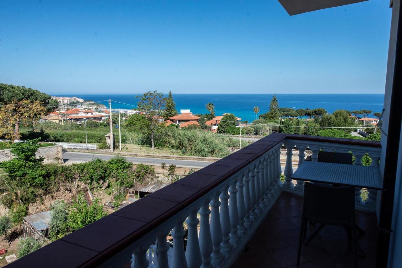B&B Esterita Паргелия Екстериор снимка