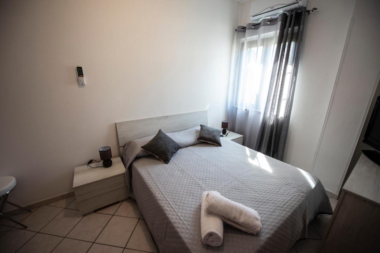B&B Esterita Паргелия Екстериор снимка