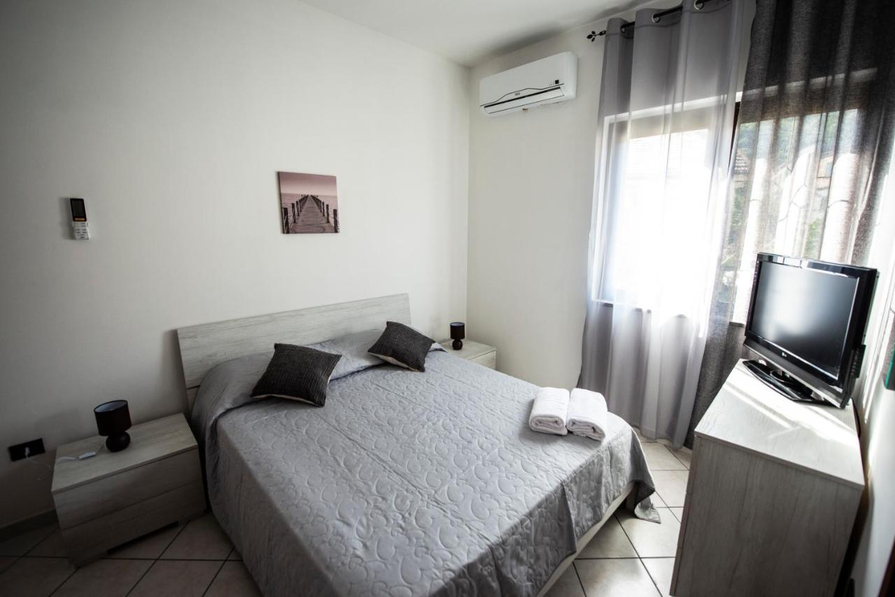 B&B Esterita Паргелия Екстериор снимка