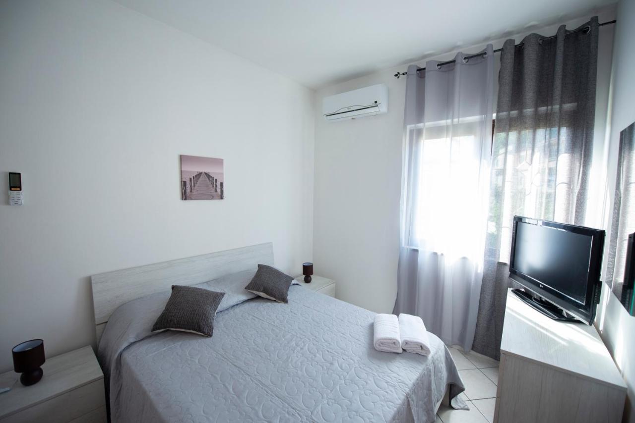 B&B Esterita Паргелия Екстериор снимка