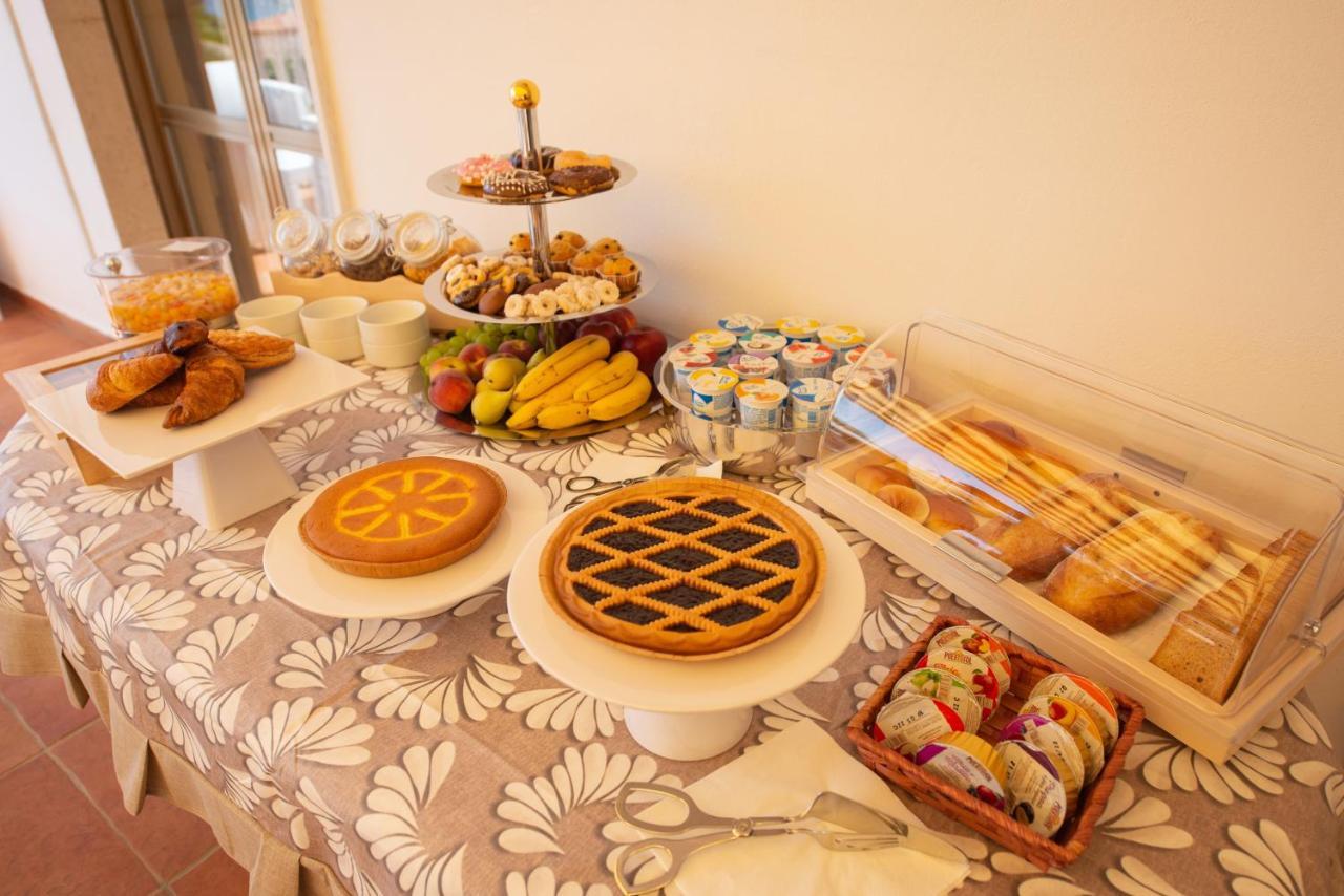 B&B Esterita Паргелия Екстериор снимка