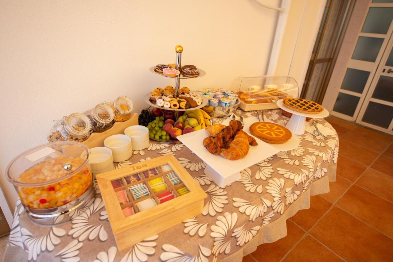 B&B Esterita Паргелия Екстериор снимка